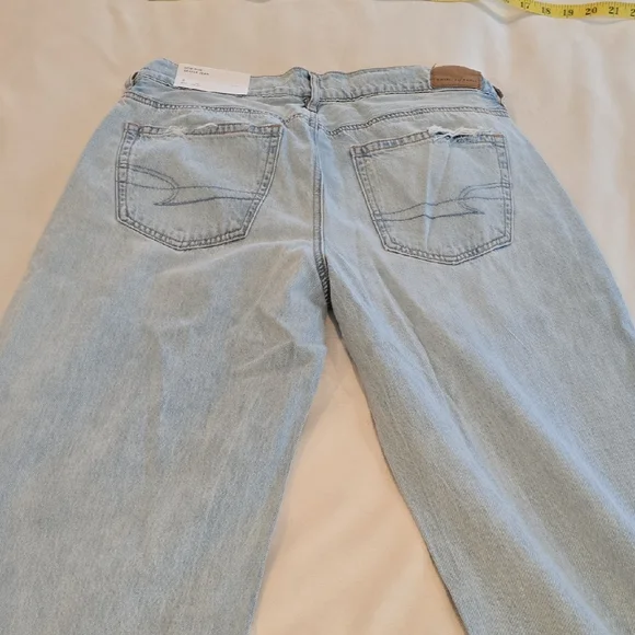 NWT American Eagle Outfitters Light Blue Skater Jeans - Picture 8 of 13